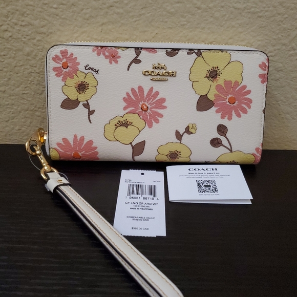 Coach Long Zip Around Wallet With Floral Cluster Print - Picture 5 of 16
